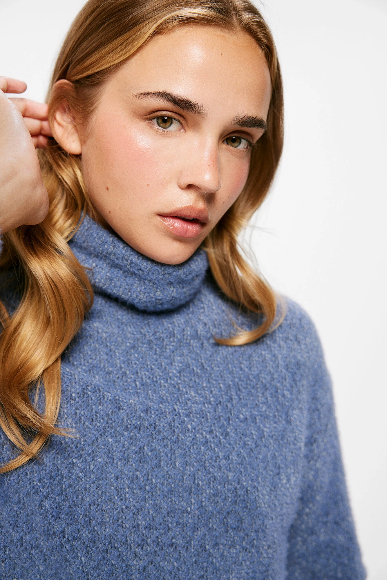 Women'secret Camiseta Chenilla Cuello Alto 2 Women'secret Camiseta Chenilla Cuello Alto – Image 2