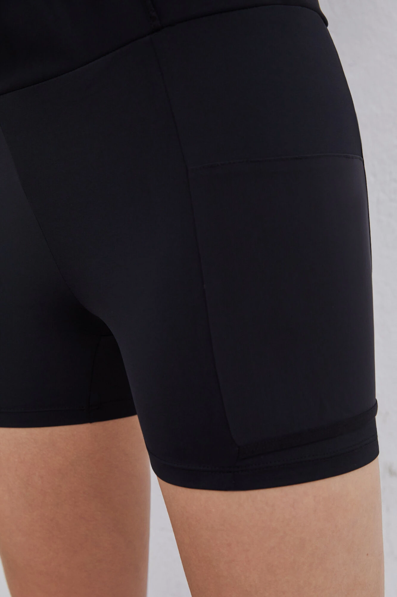 Women'secret Falda Malla Interior Negro 3 Women'secret Falda Malla Interior Negro – Image 3