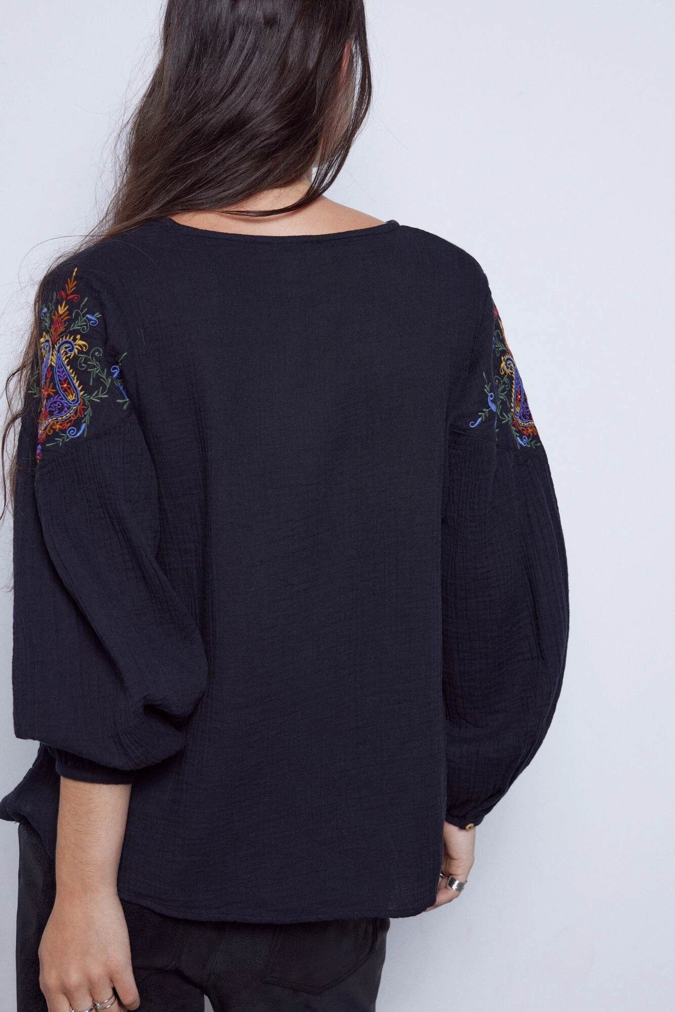 Women'secret Blusa Bordada Manga Larga 4 Women'secret Blusa Bordada Manga Larga – Image 4