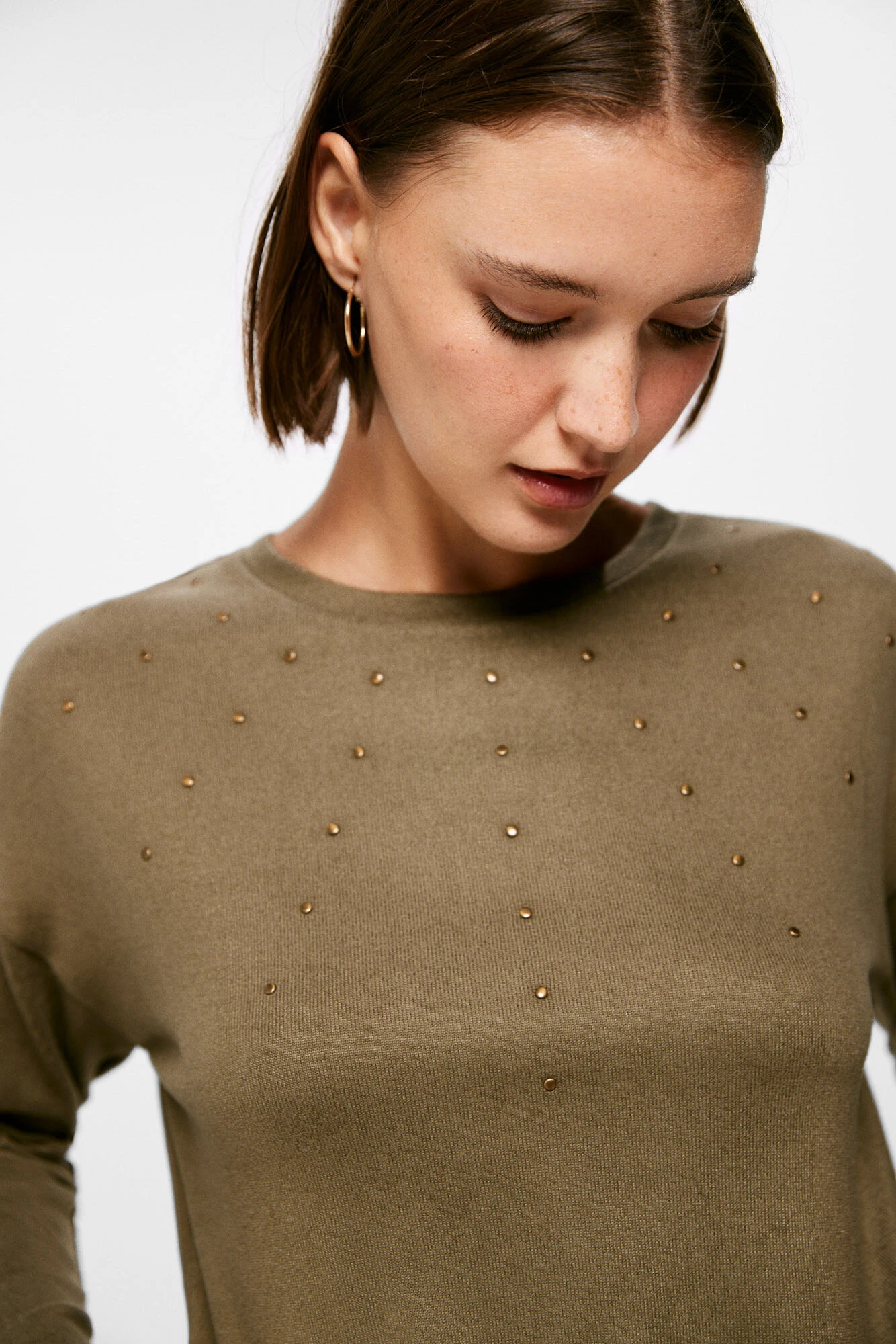 Women'secret Camiseta Cuello Tachas Radiales 2 Women'secret Camiseta Cuello Tachas Radiales – Image 2