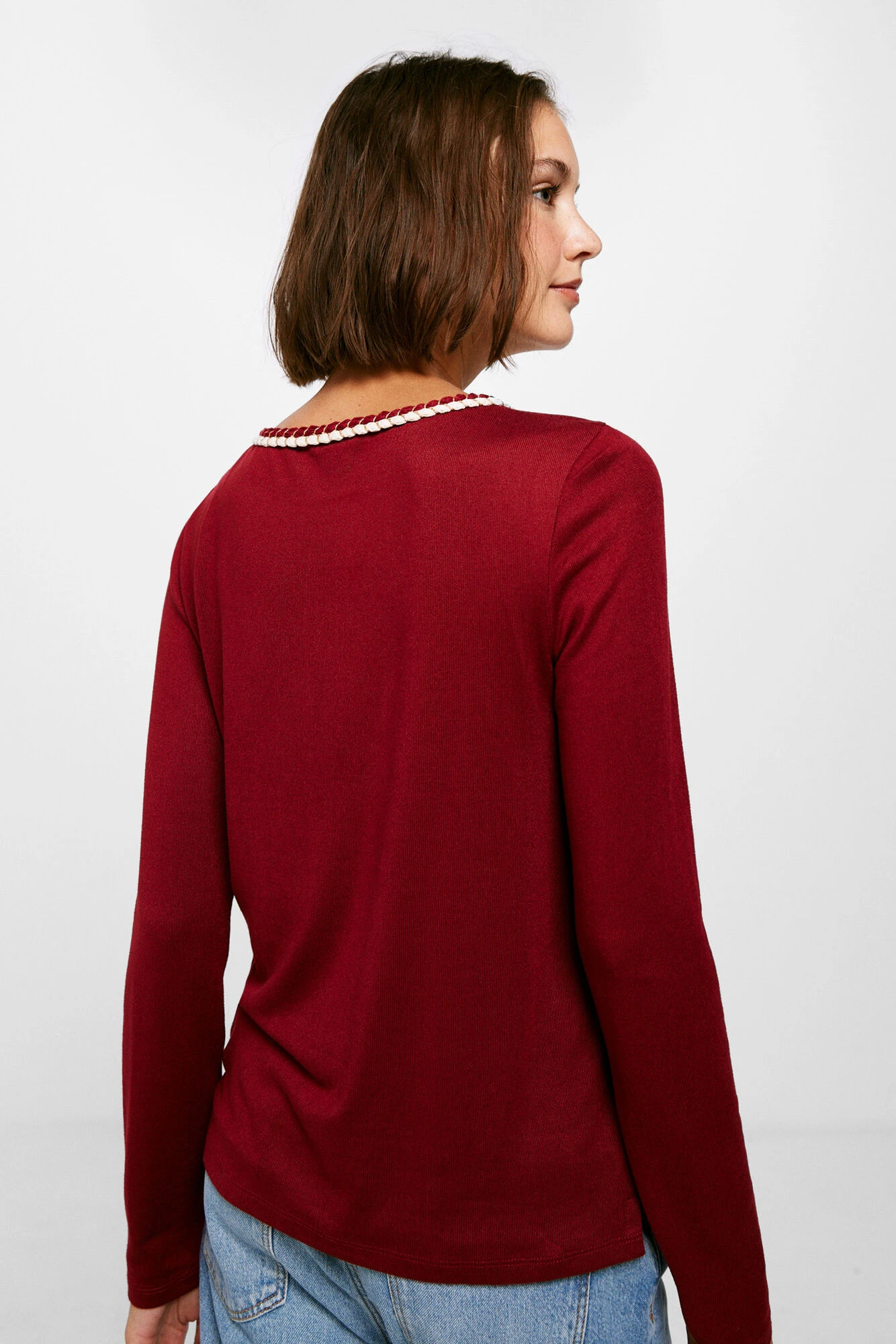 Women'secret Camiseta Cuello Trenza Bicolor 4 Women'secret Camiseta Cuello Trenza Bicolor – Image 4