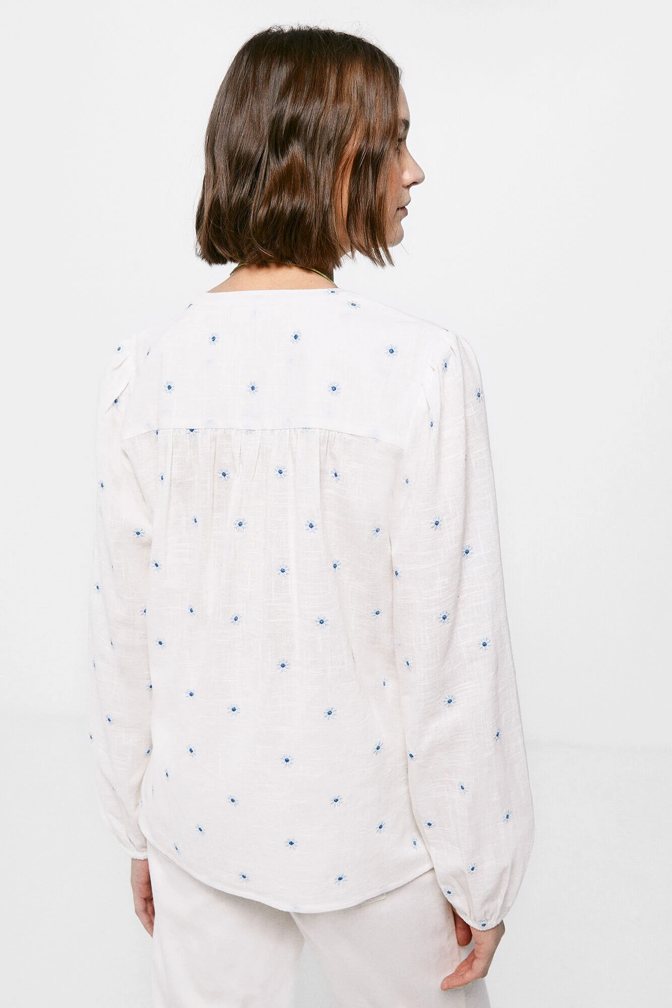 Women'secret Blusa Plisados Bordados 3 Women'secret Blusa Plisados Bordados – Image 3