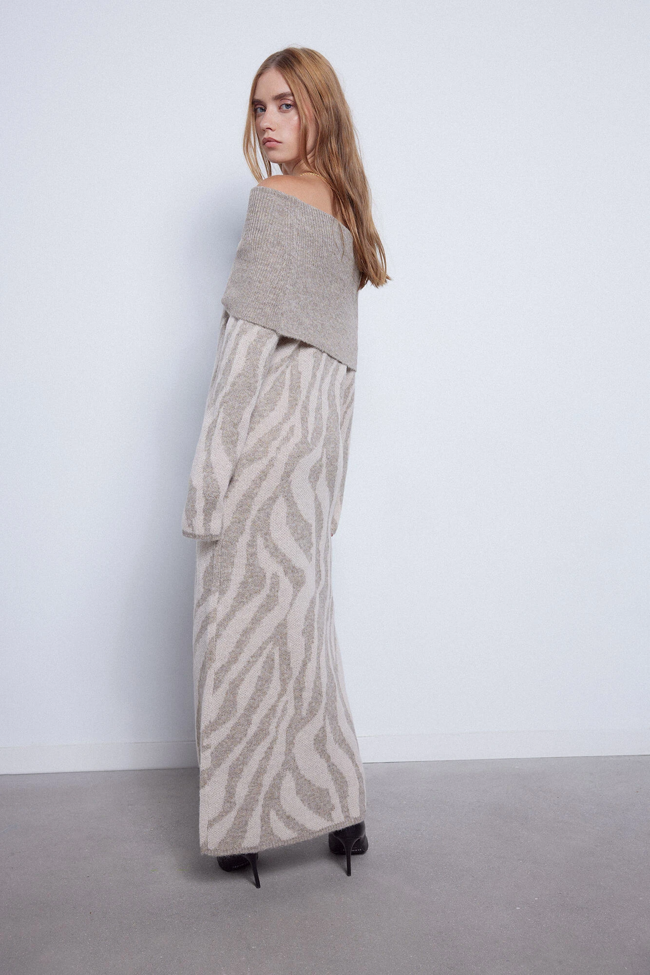 Women'secret Vestido Punto Jacquard Cebra 3 Women'secret Vestido Punto Jacquard Cebra – Image 3