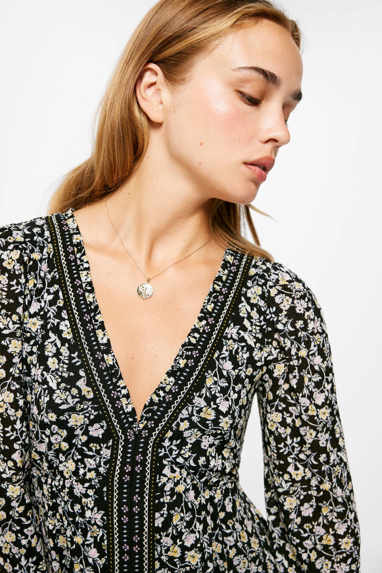 Women'secret Vestido Corto Flores Cenefas 4 Women'secret Vestido Corto Flores Cenefas – Image 4