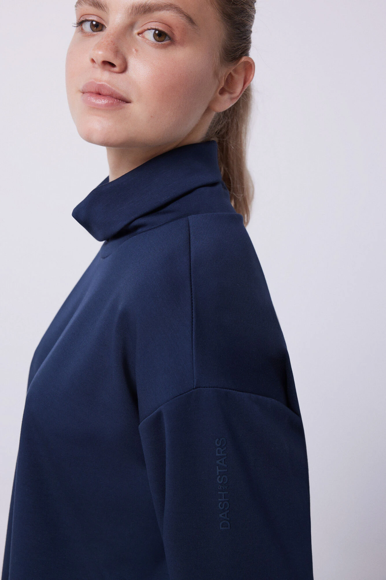 Women'secret Sudadera Tacto Suave Azul 5 Women'secret Sudadera Tacto Suave Azul – Image 5