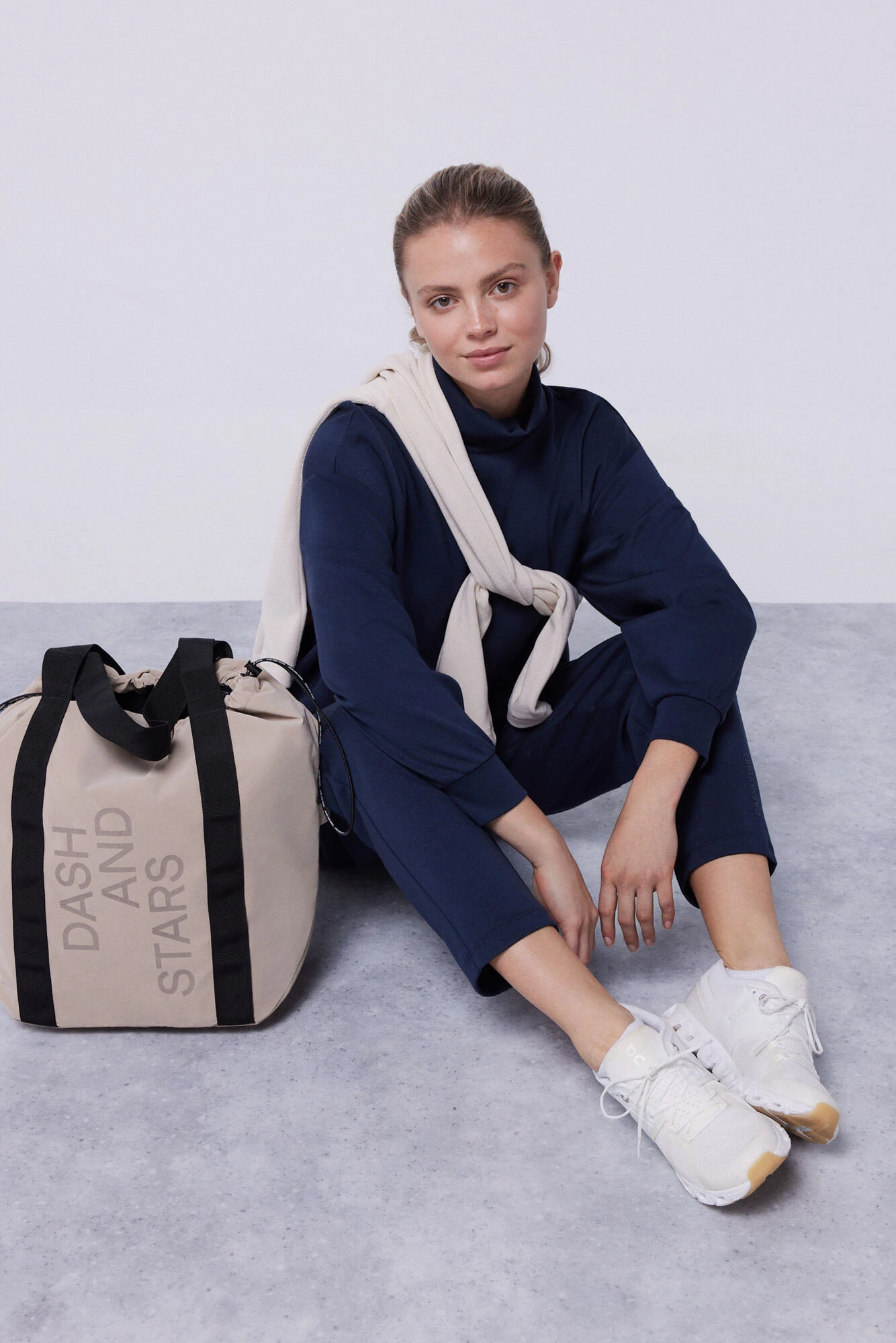 Women'secret Sudadera Tacto Suave Azul 2 Women'secret Sudadera Tacto Suave Azul – Image 2